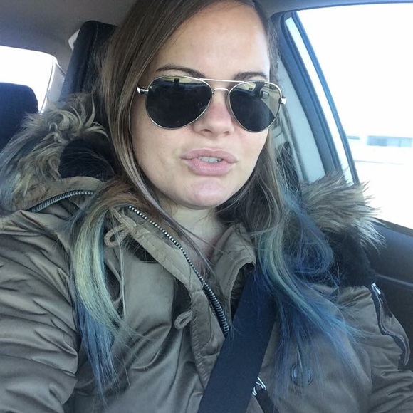 Meet your Posher, Catherine - Picture 2 of 6